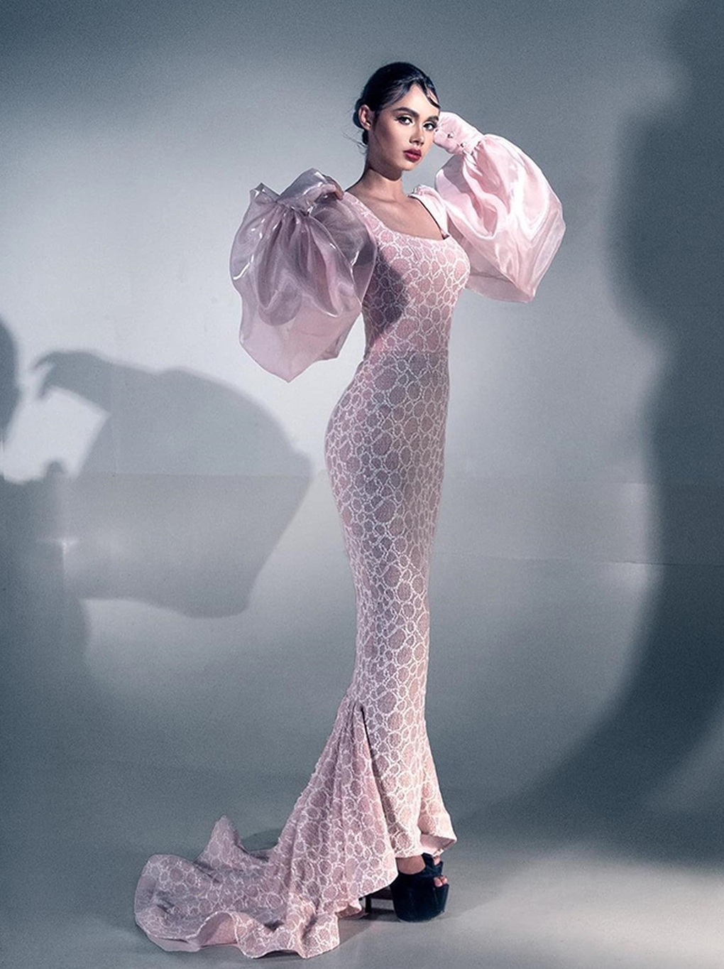 Vẻ đẹp lai Pháp cuốn hút của Hoa hậu Hoàn vũ Campuchia - 6 Vẻ đẹp lai Pháp cuốn hút của Hoa hậu Hoàn vũ Campuchia - 6