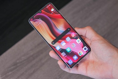Những mẫu smartphone cận cao cấp đáng chú ý năm 2019
