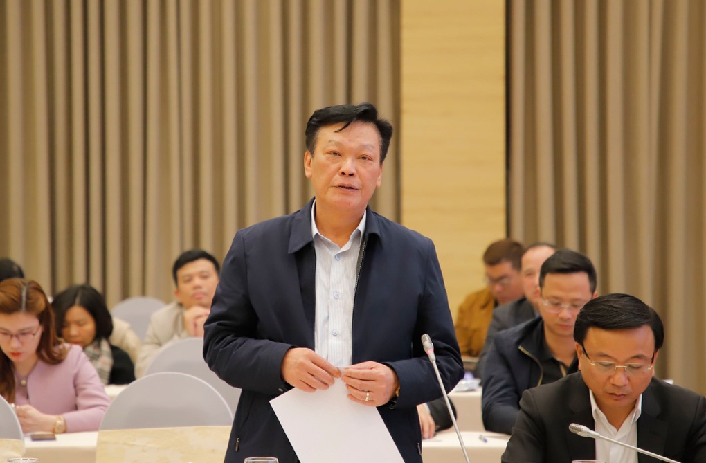 Xây dựng quy định về bảo vệ cán bộ dám nghĩ, dám làm rất mới và khó - 1 Xây dựng quy định về bảo vệ cán bộ dám nghĩ, dám làm rất mới và khó - 1
