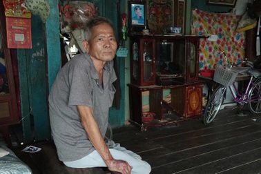 Ông nội và cha mắc nhiều bệnh, 3 đứa trẻ sống khổ trong căn nhà sắp sập