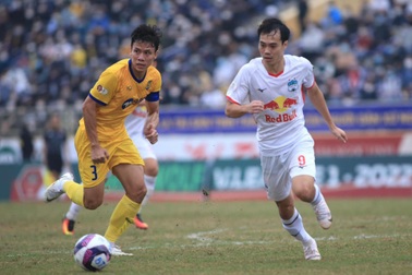 Trợ lý HLV Kiatisuk: "HA Gia Lai thua vì thời tiết và di chuyển nhiều"