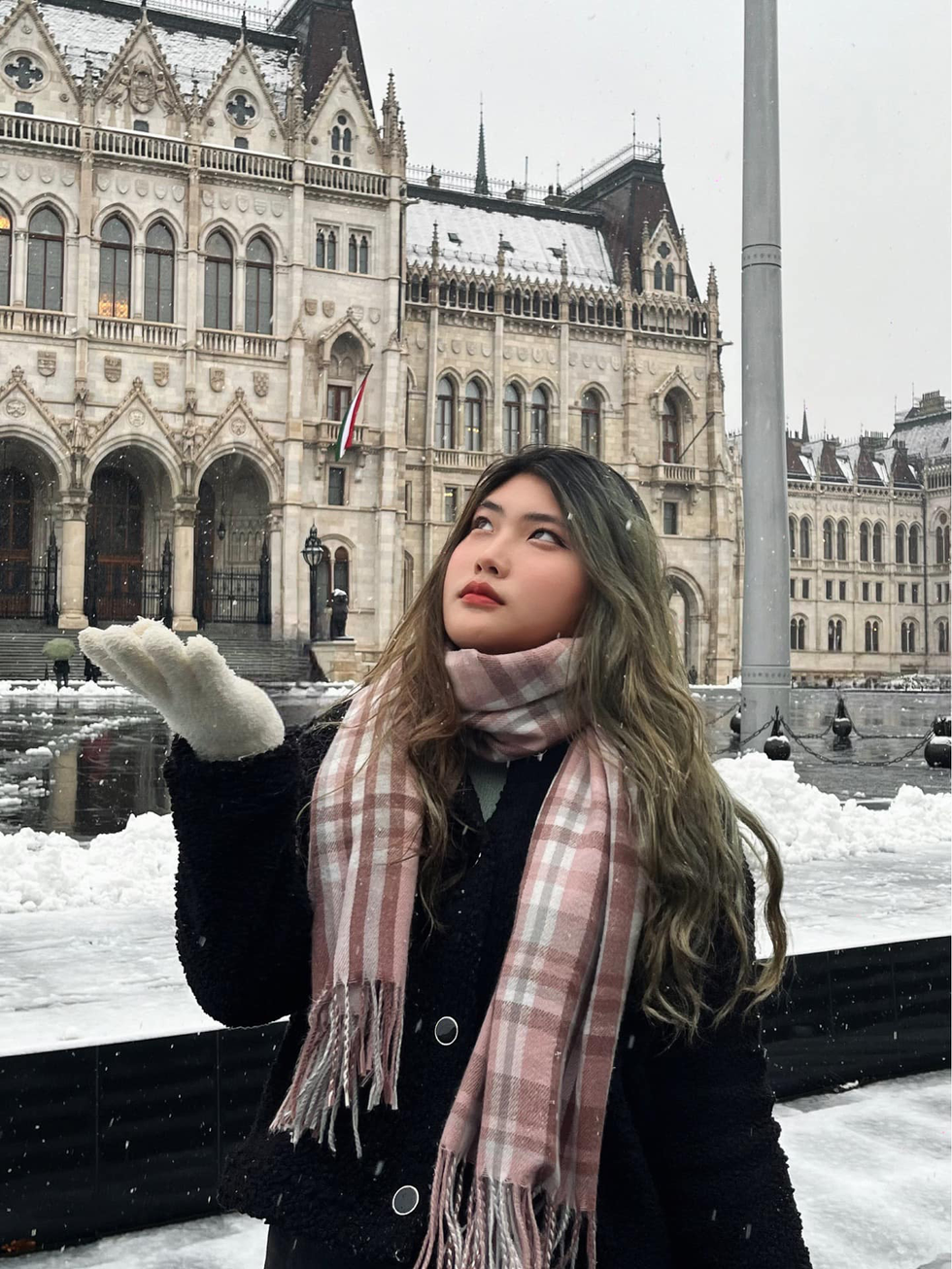 Nữ sinh Hà Tĩnh có tên đặc biệt thành công săn học bổng Chính phủ Hungary - 2 Nữ sinh Hà Tĩnh có tên đặc biệt thành công săn học bổng Chính phủ Hungary - 2
