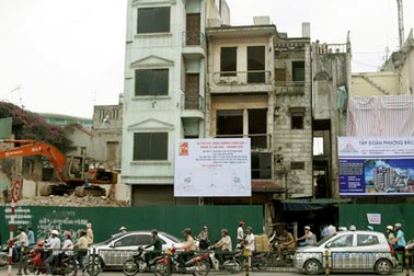 Côn đồ lộng hành tại một dự án trọng điểm giữa Hà Nội