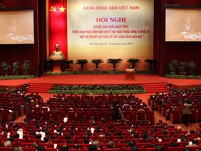 Cấp trên kiểm điểm trước làm gương cho cấp dưới