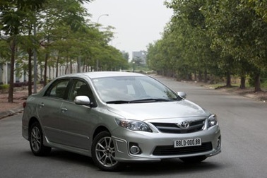 Toyota Việt Nam triệu hồi Corolla Altis lắp ráp trong nước vì lỗi túi khí