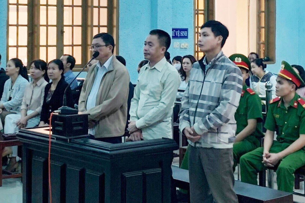 Cựu Giám đốc Sở Nội vụ Gia Lai lĩnh 30 tháng tù treo - 1 Cựu Giám đốc Sở Nội vụ Gia Lai lĩnh 30 tháng tù treo - 1