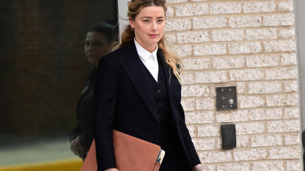 Amber Heard mắc hai chứng rối loạn nhân cách - 2 Amber Heard mắc hai chứng rối loạn nhân cách - 2