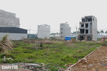 Giá nhà đất lao dốc, đã tới thời cơ bắt đáy?