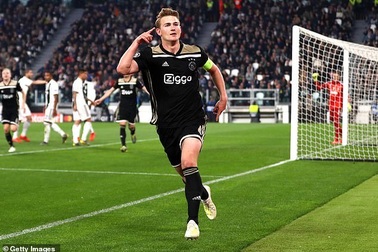 Man Utd định “lấy tiền đè người” với thương vụ Matthijs de Ligt