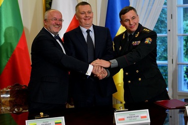 Ukraine, Ba Lan, Lithuania thành lập đơn vị quân sự chung đối phó Nga