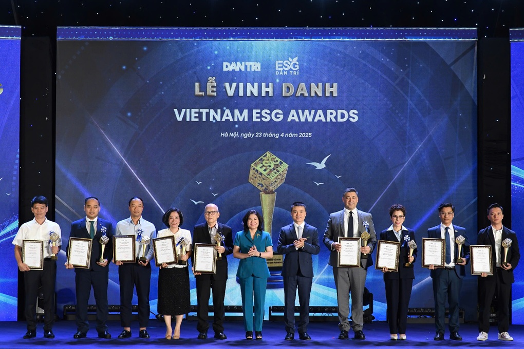 Vietnam ESG Awards lần thứ nhất: 31 đơn vị được vinh danh - 6 Vietnam ESG Awards lần thứ nhất: 31 đơn vị được vinh danh - 6