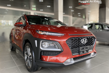 Nên mua xe Kona Turbo hay Tucson tiêu chuẩn?