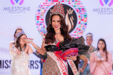 Hồng Vân đăng quang Hoa Hậu Quý Bà Thế Giới Milestone 2023 tại Dubai