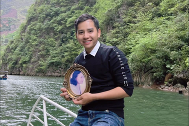 Cậu bé hai lần mồ côi bán vé số, ngủ ngoài chợ mua nhà Sài Gòn năm 30 tuổi