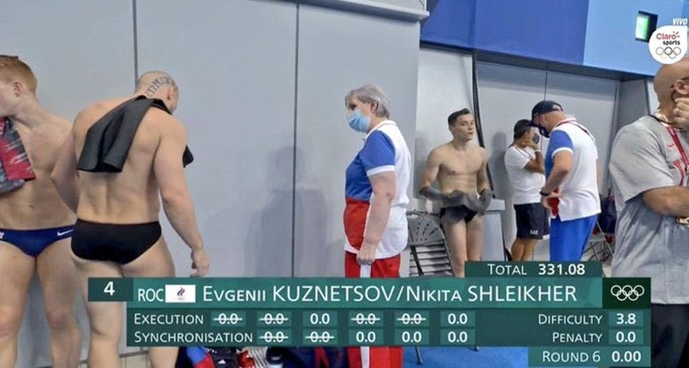 Dở khóc dở cười với phần thi nhảy cầu thảm họa, bị chấm… 0 điểm ở Olympic - 3 Dở khóc dở cười với phần thi nhảy cầu thảm họa, bị chấm… 0 điểm ở Olympic - 3