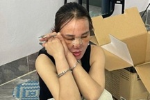 Nữ giáo viên mua bán ma túy