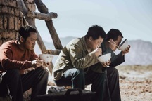 Gần 300 triệu lao động tại Trung Quốc thất nghiệp trong “cơn bão kép”