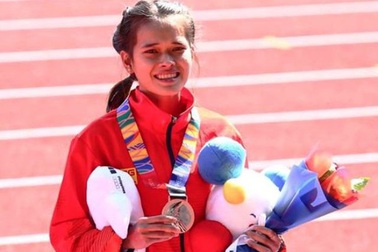 Thưởng nóng 100 triệu đồng cho nữ sinh ĐH Quy Nhơn thi đấu hết mình tại SEA Games 30