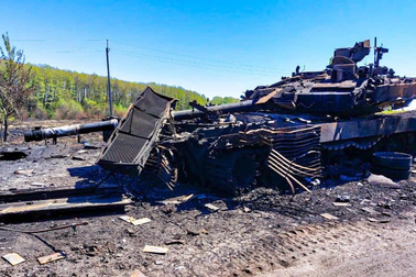 "Sát thủ chiến trường" T-90M của Nga bị bắn cháy tại Kharkov