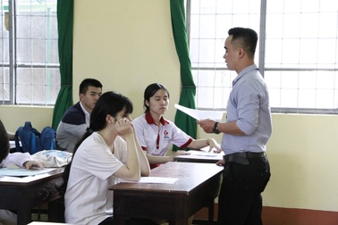 Đắk Lắk: Học sinh khối lớp 9, khối THPT đi học trở lại từ ngày 27/4