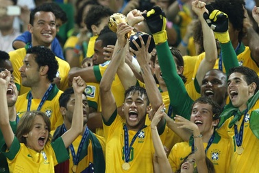 Chức vô địch Confederations Cup chỉ mang tới nỗi sợ hãi?