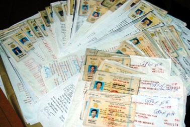 Có dùng bằng lái xe nước ngoài ở Việt Nam được không?