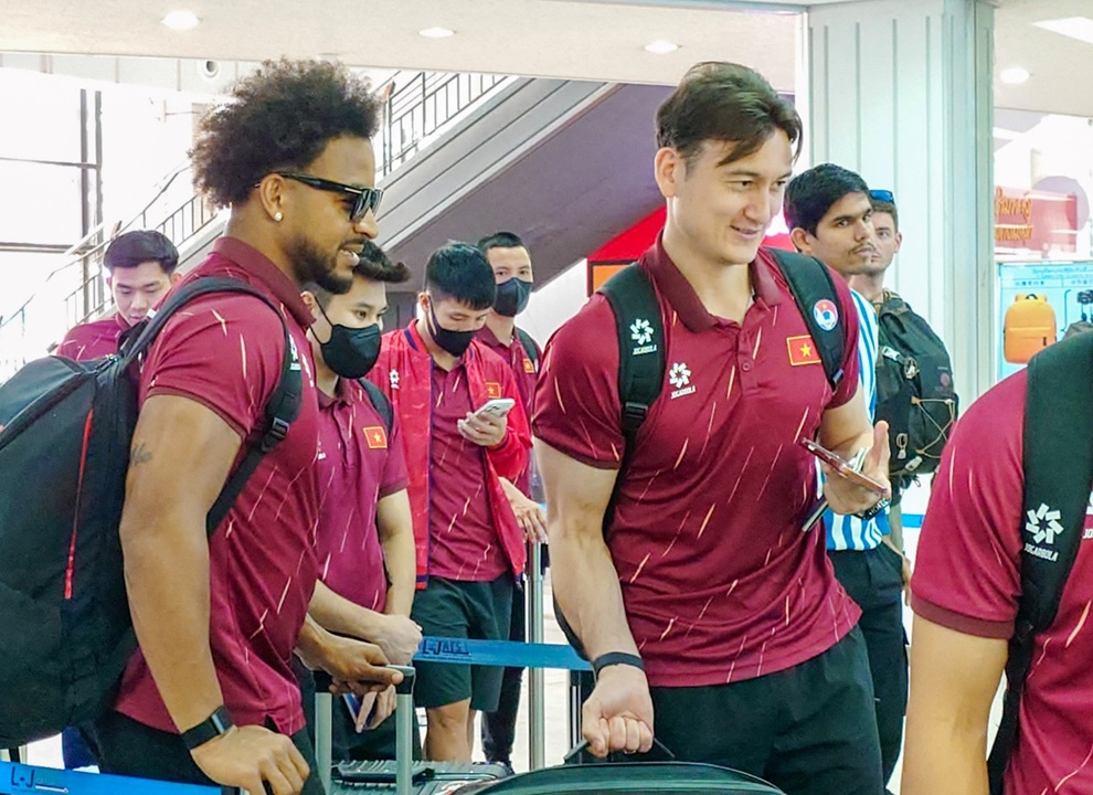 HLV Kim Sang Sik tạm chia tay tuyển Việt Nam, dồn toàn lực cho SEA Games - 1