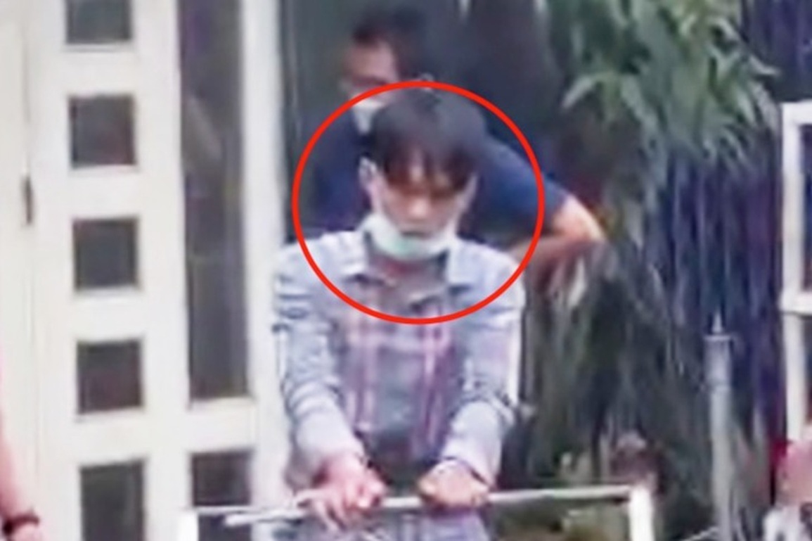 Bắt tên trộm câu chìa khóa, mở cửa tiệm ắc quy lấy tài sản - 1 Bắt tên trộm câu chìa khóa, mở cửa tiệm ắc quy lấy tài sản - 1