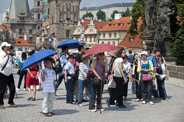 Trung Quốc cảnh báo công dân không tới Séc