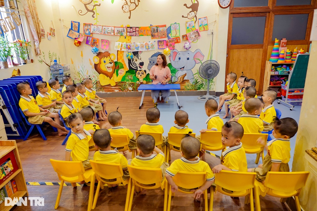 Sản phụ bị ruồng bỏ trong căn nhà hoang và bàn tay chìa ra nơi lầm lỡ - 1 Sản phụ bị ruồng bỏ trong căn nhà hoang và bàn tay chìa ra nơi lầm lỡ - 1