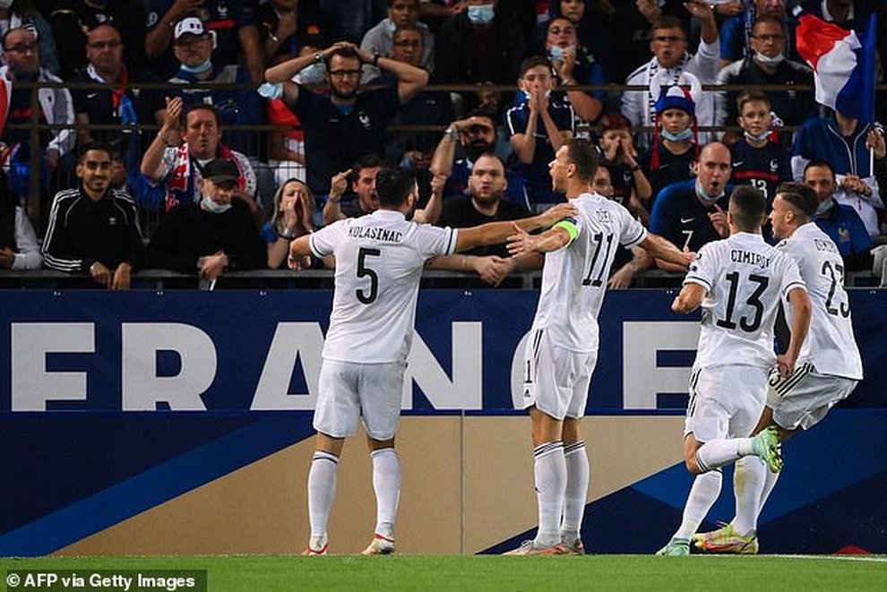 C.Ronaldo đi vào lịch sử cùng Bồ Đào Nha, Pháp và Hà Lan gây thất vọng - 8 C.Ronaldo đi vào lịch sử cùng Bồ Đào Nha, Pháp và Hà Lan gây thất vọng - 8