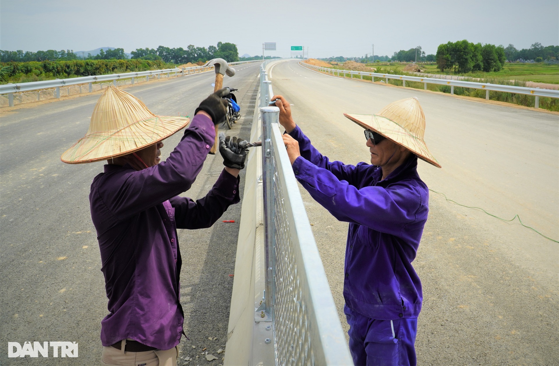 Cao tốc Bắc - Nam vượt sông Lam đến Hà Tĩnh trước ngày thông xe - 6