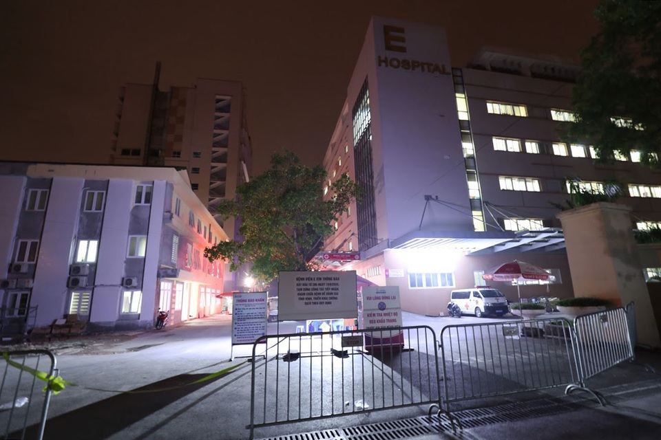 Hình ảnh đóng cửa Bệnh viện E sau khi ghi nhận ca mắc Covid-19 - 1 Hình ảnh đóng cửa Bệnh viện E sau khi ghi nhận ca mắc Covid-19 - 1
