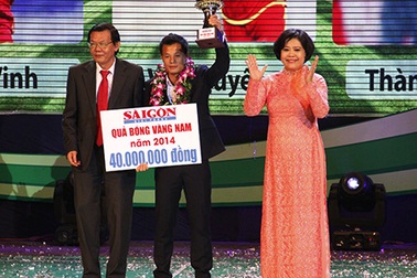 Thành Lương giành quả bóng vàng Việt Nam 2014