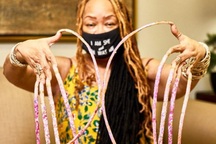 "Nhẹ cả người" vì cắt đi bộ móng lập Kỷ lục Guinness Thế giới