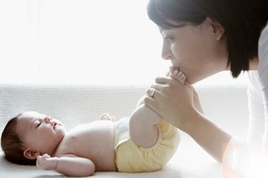 Mẹ làm việc bán thời gian, con khỏe mạnh hơn