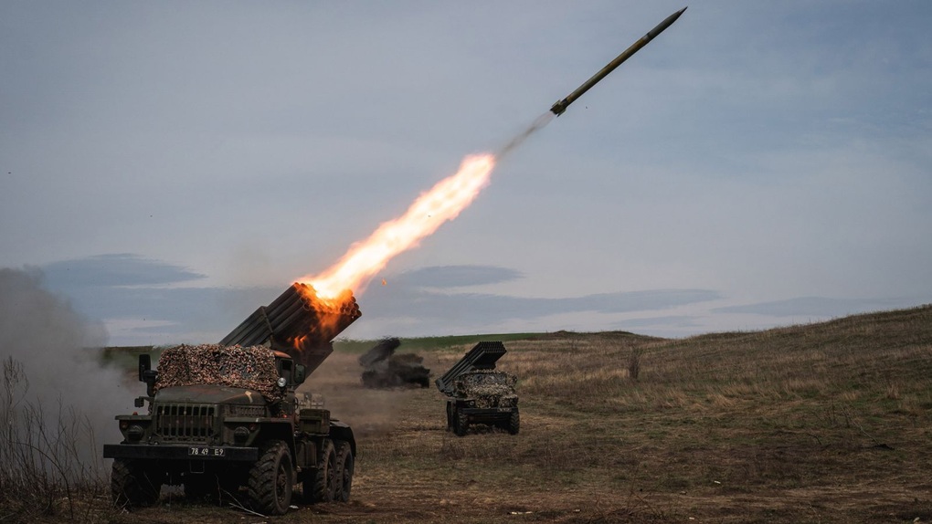 Xung đột vào giai đoạn sống còn, Mỹ chuyển hỏa thần HIMARS cho Ukraine - 1 Xung đột vào giai đoạn sống còn, Mỹ chuyển hỏa thần HIMARS cho Ukraine - 1