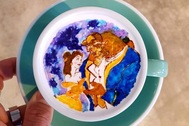 Ngỡ ngàng ngắm những kiệt tác nghệ thuật trên bề mặt tách cà phê