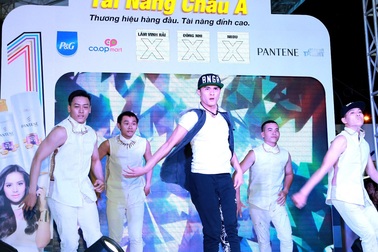 Quán quân “Tỏa sáng tài năng Châu Á – Phiên bản Việt”: Chiến thắng nhờ tự tin và chăm chỉ