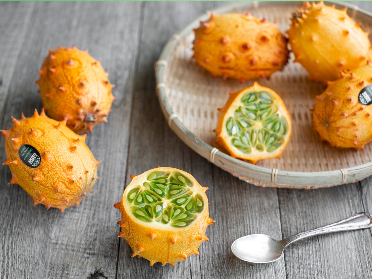 Kỳ lạ loại dưa chuột vỏ vàng, gai xù xì, vị như chuối, chanh dây - 2 Kỳ lạ loại dưa chuột vỏ vàng, gai xù xì, vị như chuối, chanh dây - 2