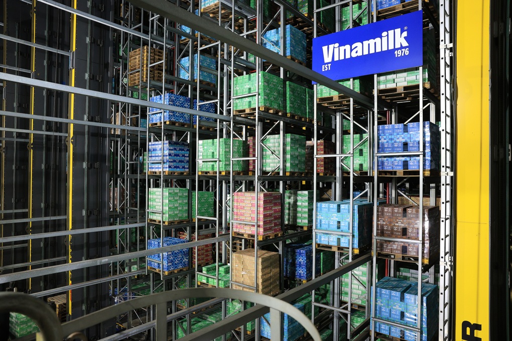 CEO Vinamilk: Điều gì cần thiết, phục vụ cho xã hội, cộng đồng thì Vinamilk sẽ làm - 3 CEO Vinamilk: Điều gì cần thiết, phục vụ cho xã hội, cộng đồng thì Vinamilk sẽ làm - 3