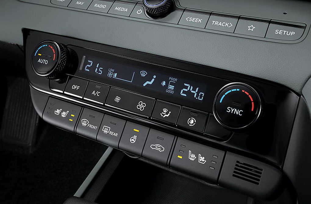 Hyundai Elantra 2024 có nhiều trang bị sẽ ghi điểm với khách Việt - 33 Hyundai Elantra 2024 có nhiều trang bị sẽ ghi điểm với khách Việt - 33