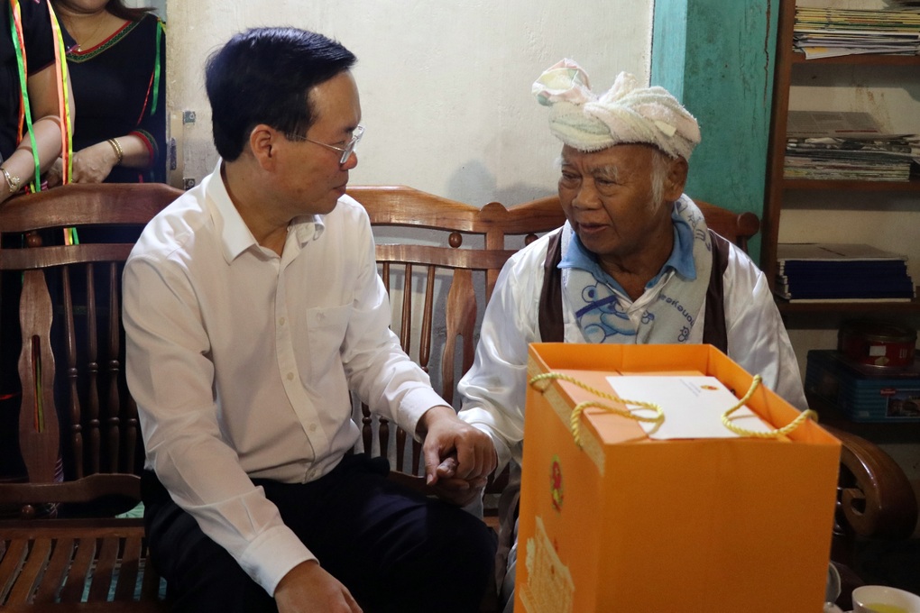 Chủ tịch nước: Cần đoàn kết, giúp đỡ nhau giảm nghèo bền vững - 4 Chủ tịch nước: Cần đoàn kết, giúp đỡ nhau giảm nghèo bền vững - 4