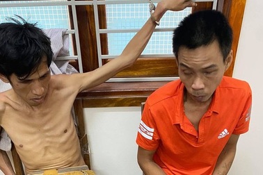 Bị vây bắt, đối tượng buôn ma túy rút chốt lựu đạn tấn công cảnh sát