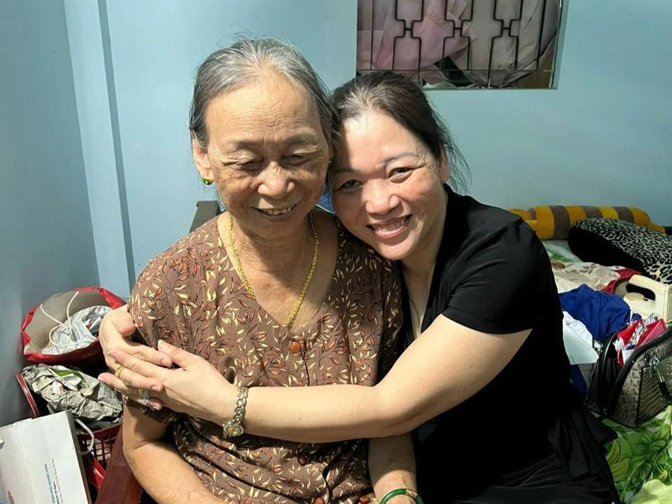 Người mẹ ở Bình Dương tìm thấy con gái thất lạc, giải đáp bí ẩn 42 năm - 6 Người mẹ ở Bình Dương tìm thấy con gái thất lạc, giải đáp bí ẩn 42 năm - 6