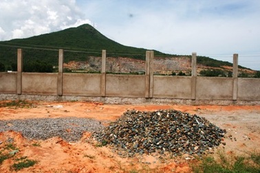 “Đại gia” bán đất cho DN Trung Quốc: Cần cơ quan điều tra vào cuộc?