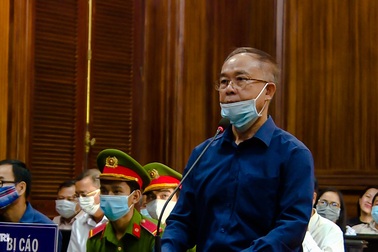 Đang hầu tòa, cựu Phó Chủ tịch TPHCM lại bị đề nghị truy tố tội mới