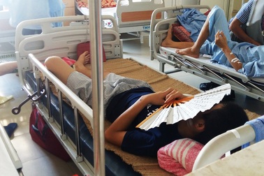 Nghi can sát hại hai vợ chồng rồi tự sát đã tỉnh lại