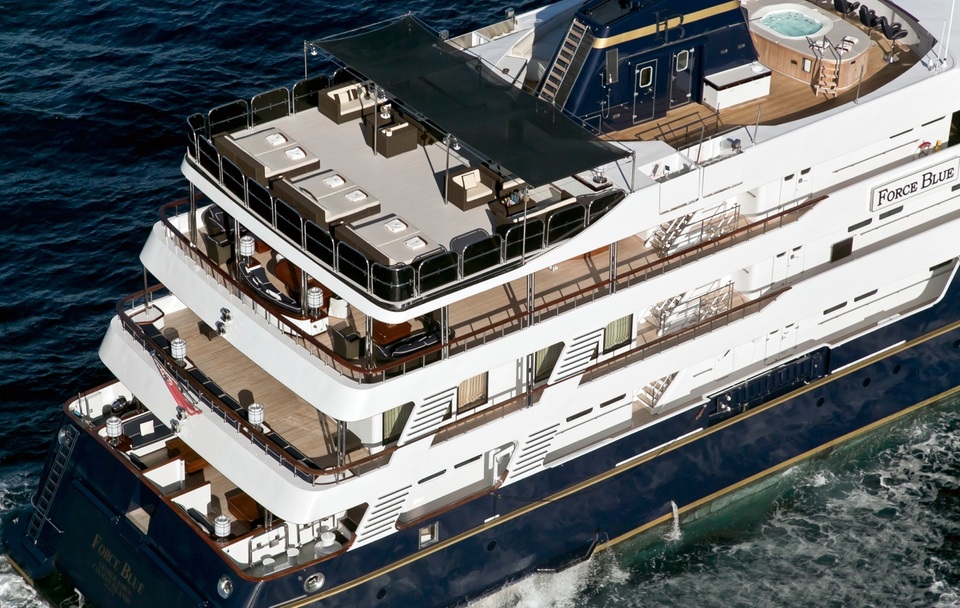 Ngắm siêu du thuyền hơn 566 tỷ đồng của ông trùm F1 - 2