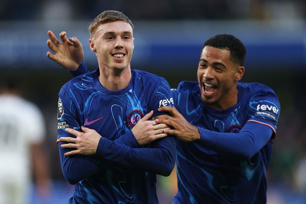 Chelsea thắng tưng bừng, Tottenham lại sảy chân - 2 Chelsea thắng tưng bừng, Tottenham lại sảy chân - 2